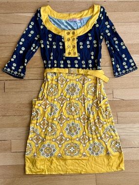 Juicy Couture Yellow and Navy Vintage/Retro inspired Silk Jersey DRESS S/P